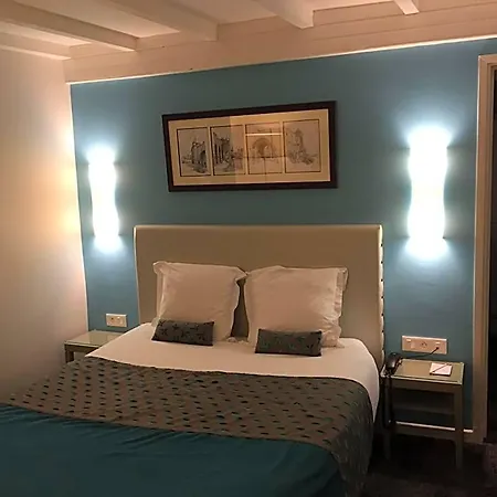 Du Pont Vieux Hotel