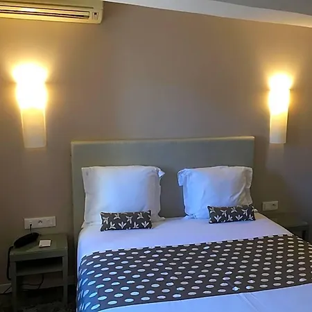 Du Pont Vieux Hotel